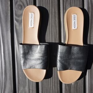 Kailey's via Steve Madden Simple One-Strap Sandal